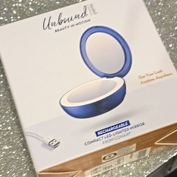 Conair Unbound Petite Rechargeable Compact LED-Lighted Mirror - Picture 13 of 13